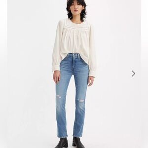 Levi's Women's 724 High Rise Straight Jeans ​​​​​